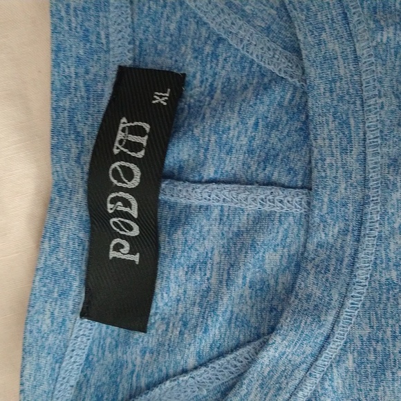 Workout Tank Top - Picture 3 of 3